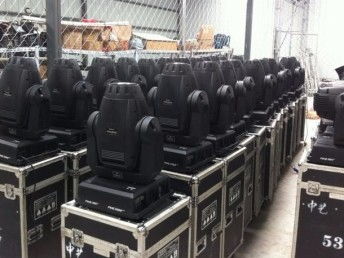 專業(yè)燈光租賃與搭建服務 點亮廣州番禺區(qū)晚會與展覽的璀璨舞臺